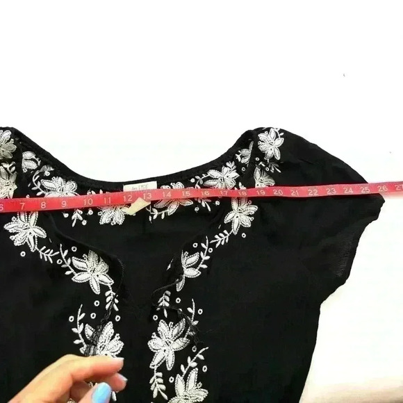 Love Fire Black Rayon Embroider Boho Peasant Cinch Waist V-Neck Romper Size L - Picture 14 of 16